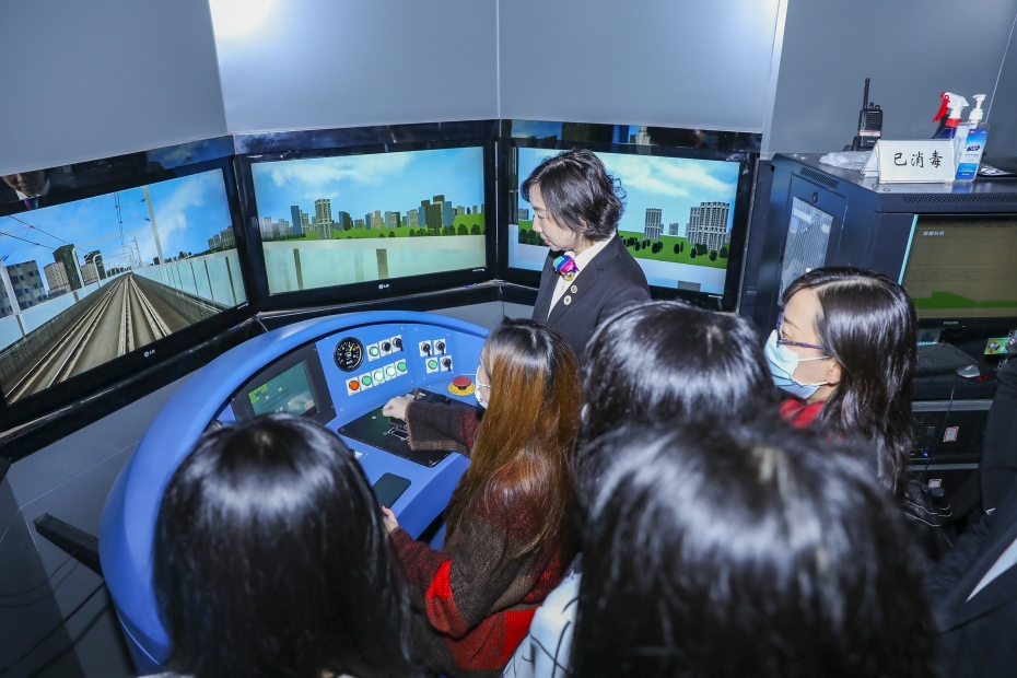 Shanghai metro simulator